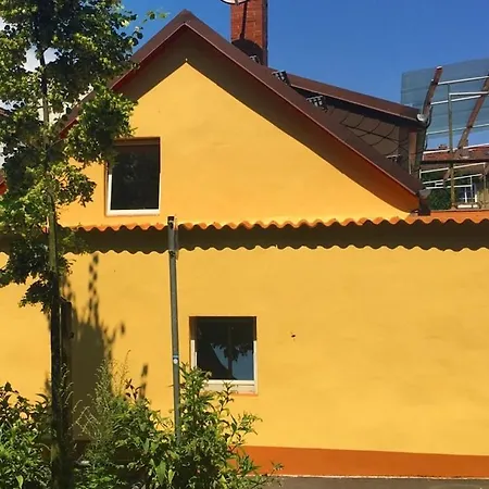 With 2 Bedrooms Semesterbostad Wiesbaden